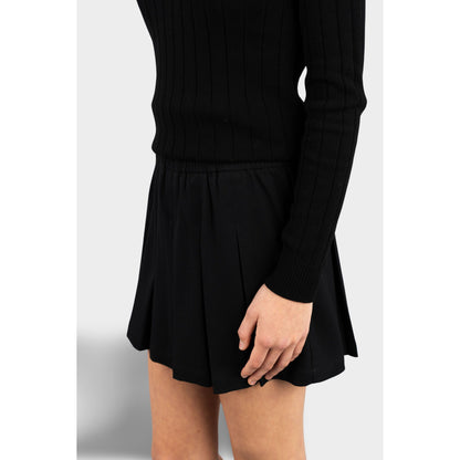 Modern Pleated Skirt with Bike Shorts Black